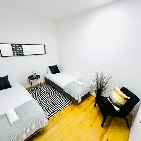 The Cordeiro House - No 76 - 2e - & * Lissabon